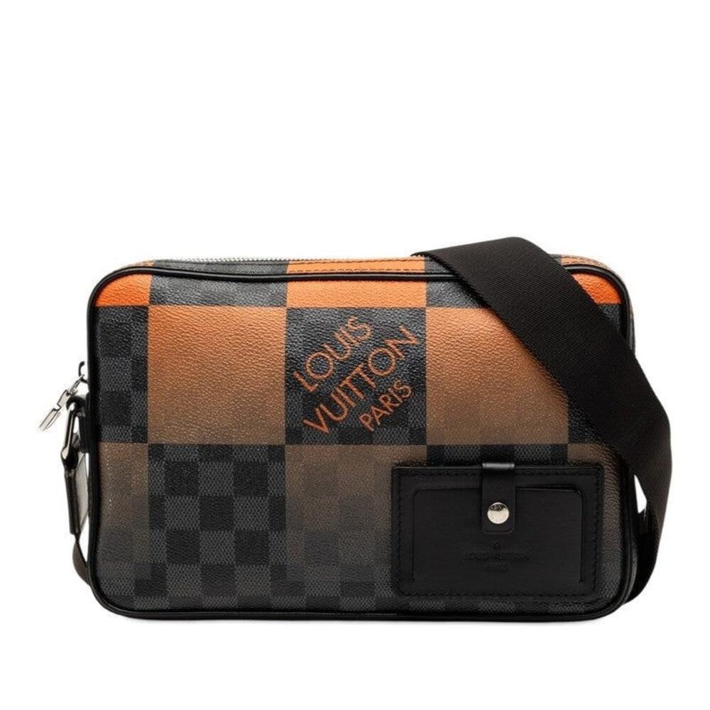 Louis Vuitton Damier Graphite Giant Alpha Messenger Shoulder Bag Red